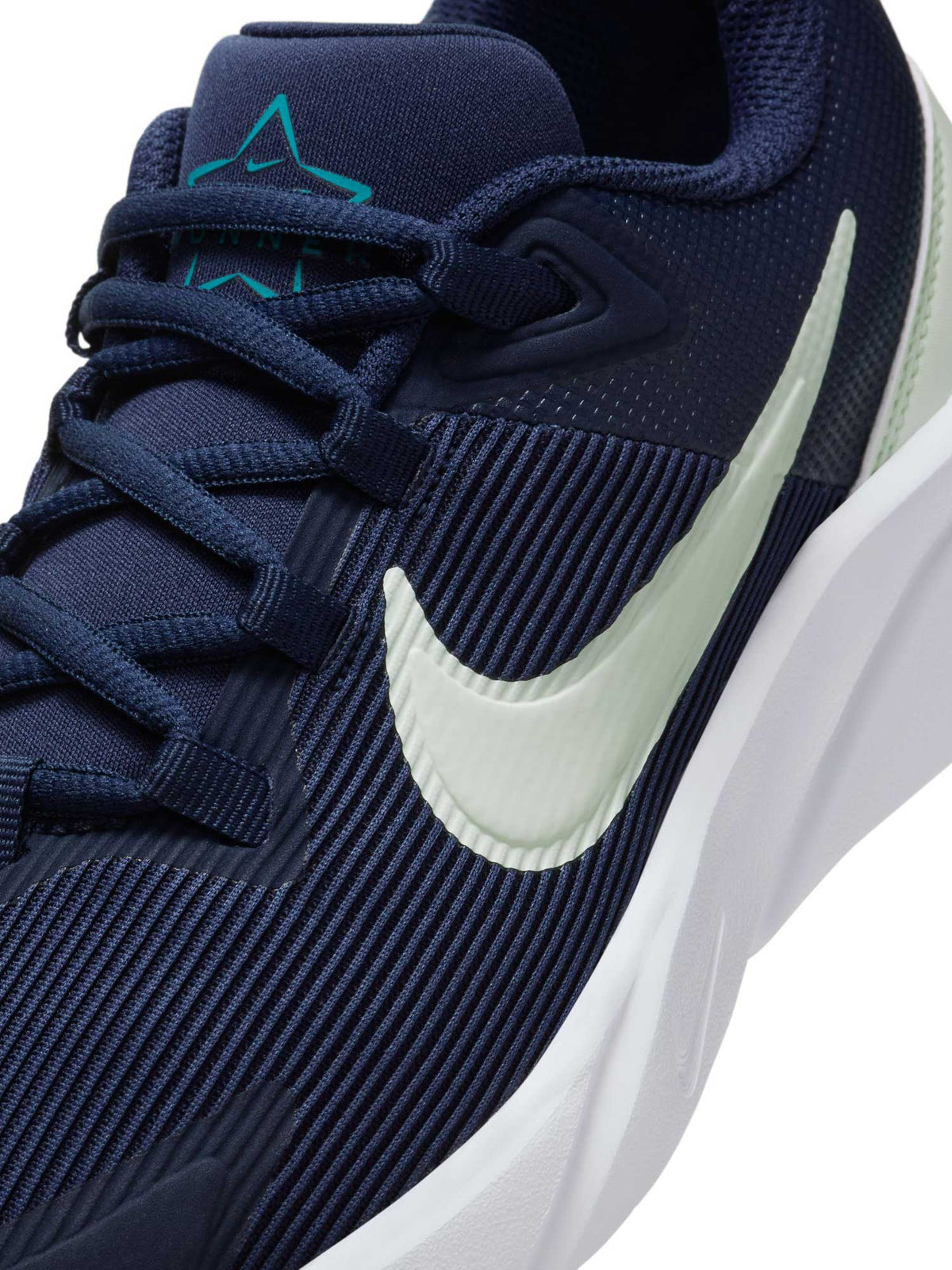 NIKE Обувки STAR RUNNER 4 NN (GS)
