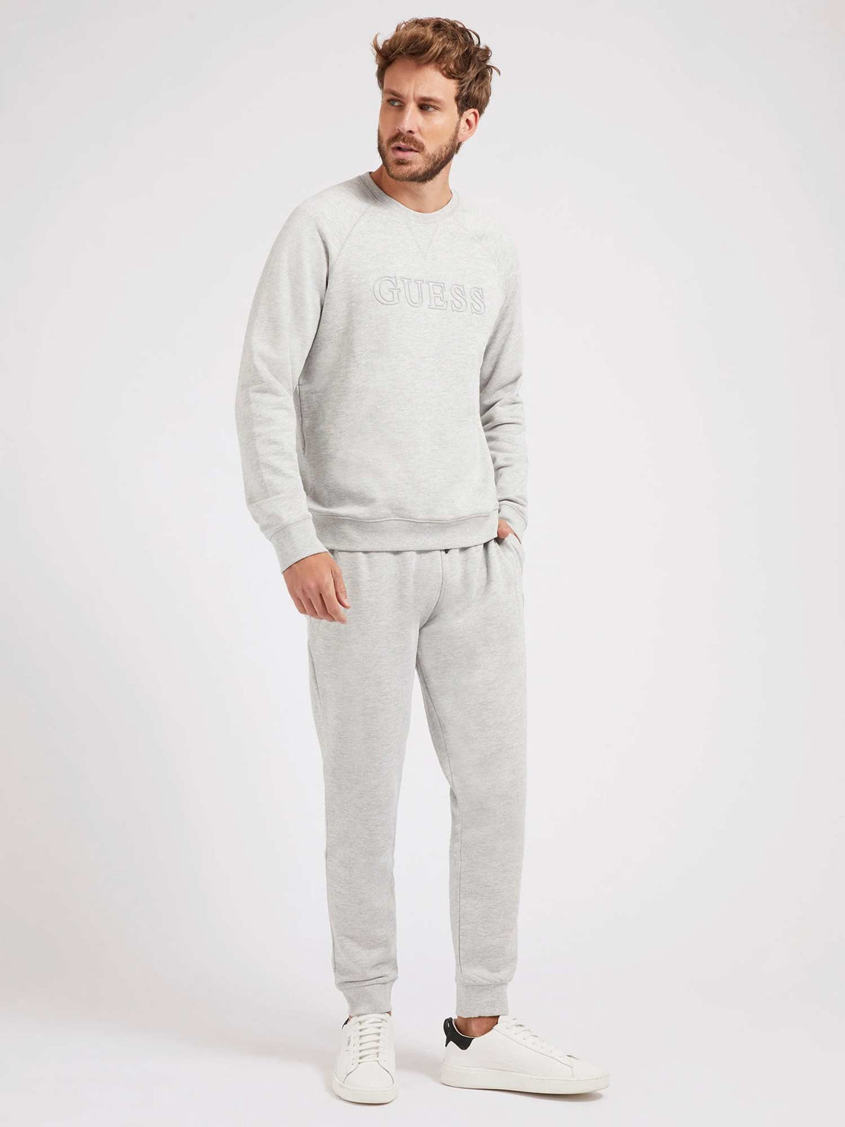 GUESS Спортно долнище ALDWIN LONG
