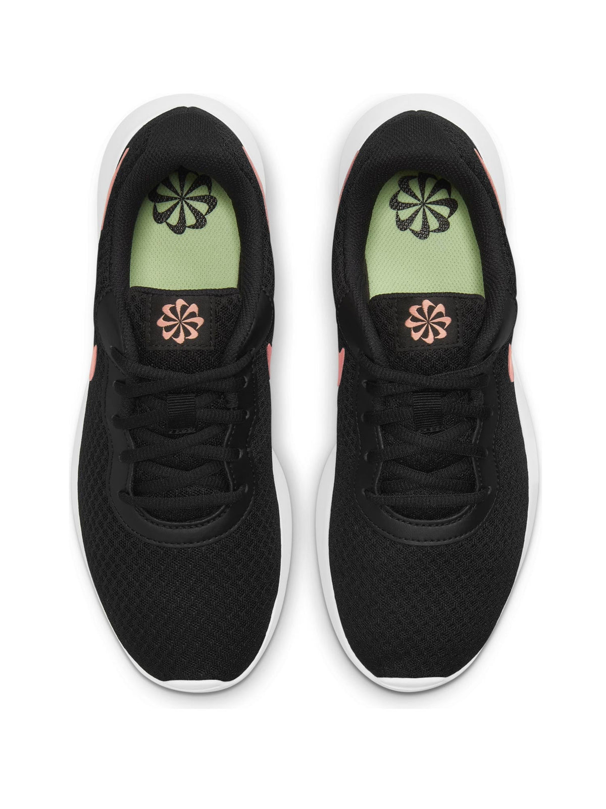 NIKE Обувки WMNS TANJUN