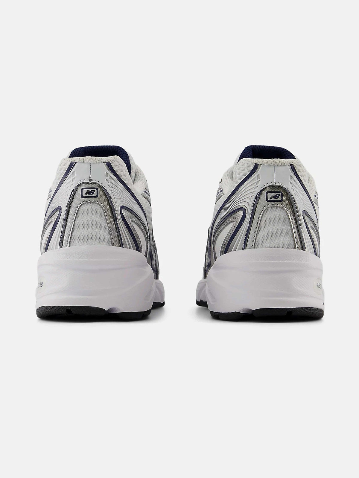 NEW BALANCE Обувки 740