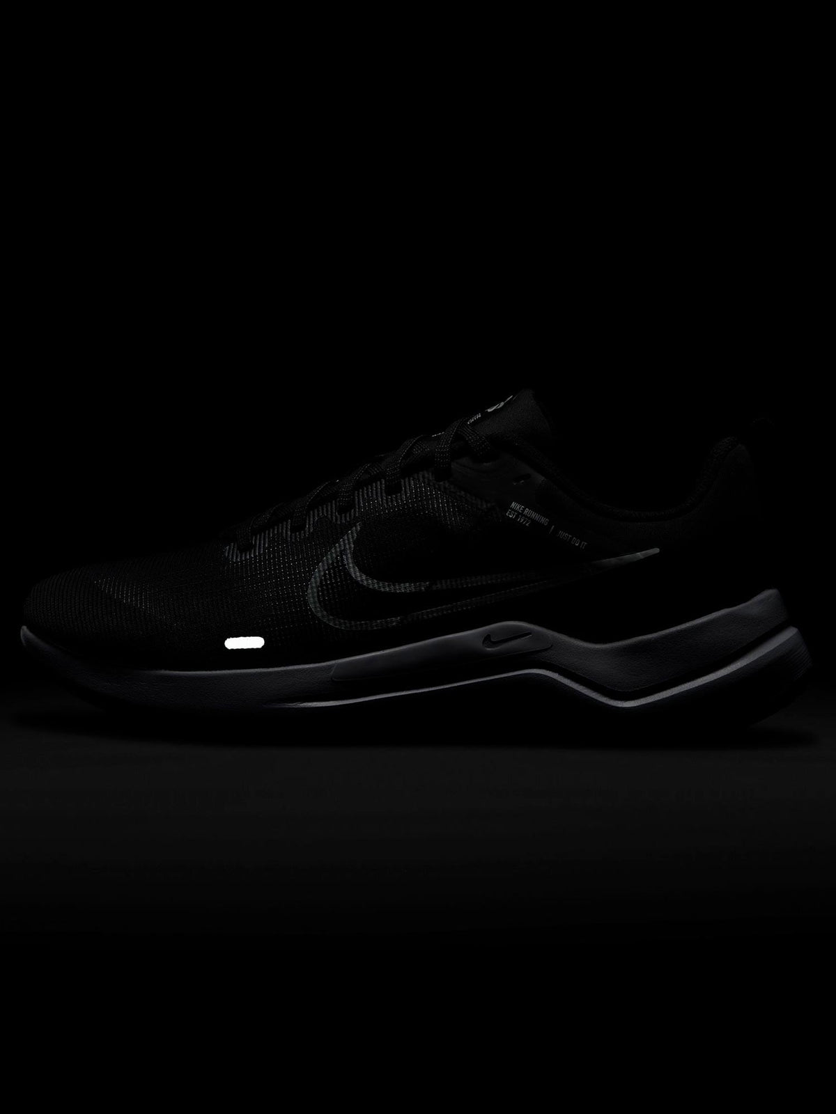 NIKE Обувки W DOWNSHIFTER 12
